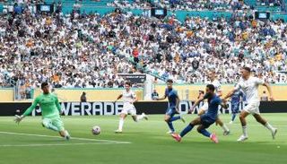 مشاهدة مباراة الهلال وريال مدريد اليوم