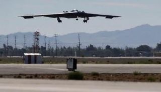 قاذفات "بي 2" في القاعدة- أرشيفية