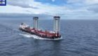 صديقة للبيئة.. الصين تصنع ناقلة «أفراماكس» شراعية