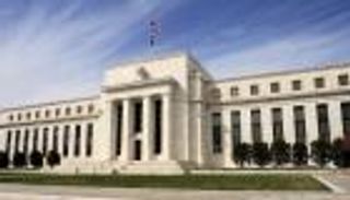 مستقبل أسعار الفائدة الأمريكية.. هل تغير الحرب الإيرانية-الإسرائيلية خطط الفيدرالي؟