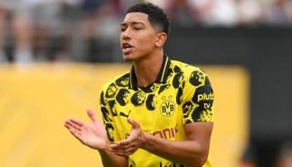 جوب بيلينغهام نجم بروسيا دورتموند الجديد