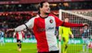 لتعويض دي ماريا.. بنفيكا يتحرك رسميا صوب نجم الجزائر