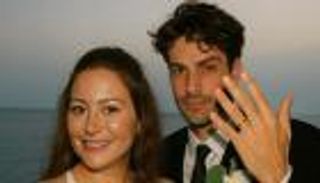 حقيقة زواج منة شلبي.. ومن يكون الرجل الغامض الذي ظهر معها؟