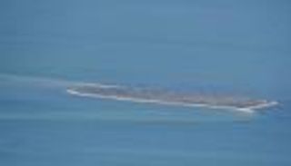 أبوظبي ترصد كنوزها البحرية.. مسح جوي شامل يغطي 8000 كم²