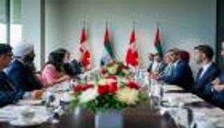 عبدالله بن زايد يبحث مع وزيرة خارجية كندا العلاقات الثنائية والتطورات الإقليمية