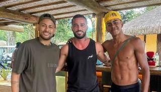 لامين يامال رفقة نيمار