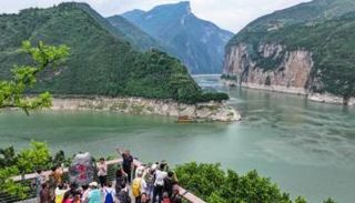 الصين تواجه خطر السيول