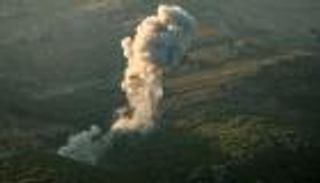 إسرائيل تكثف ضرباتها على حزب الله.. «رد مشفر» على نعيم قاسم