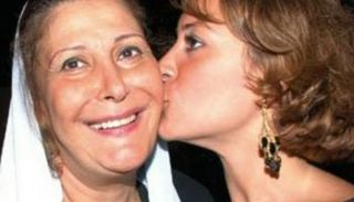 منة شلبي وزيزي مصطفى