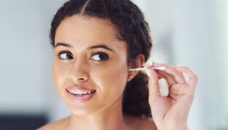 علامة غريبة في شمع الأذن قد تكشف عن اضطراب دماغي