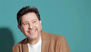 الفنان هاني شاكر