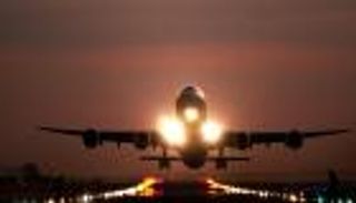 إثر الهجوم الأمريكي.. شركات الطيران تمدد حظر التحليق فوق الشرق الأوسط