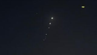 لقطات من الهجوم الإيراني على قاعدة العديد