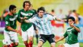 هل لعب ميسي سابقاً في يوم ميلاده؟.. ذكرى عمرها 19 عاماً تتجدد