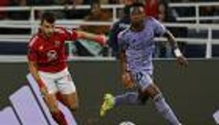 الأهلي وبورتو.. الأحمر يبحث عن انتصار نادر ضد الأندية الأوروبية