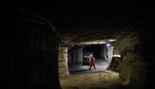 صورة من داخل المنجم الملوث