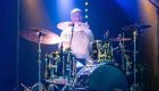 في مشهد صادم.. توقف مهرجان «On The Waterfront» بعد إصابة عازف بنوبة قلبية على المسرح