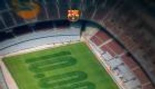 رغم عدم اكتماله.. برشلونة يعود إلى كامب نو (فيديو)