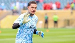 إيدرسون مورايس حارس مانشستر سيتي