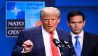 «دادي إز هوم».. البيت الأبيض «يغرد» لـ«ترامب الأب»