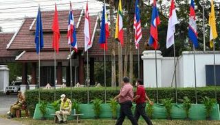 أعلام دول آسيان