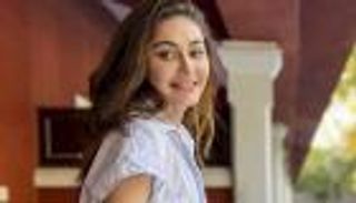 أزمة قلبية أم جريمة؟ وفاة نجمة بوليوود شيفالي جاريوالا