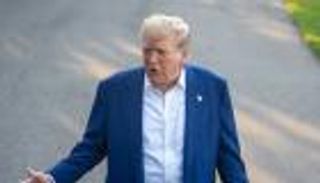 تقرير مسرب يدفع ترامب للتفكير في إجبار صحفيين على كشف مصادرهم