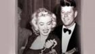 مارلين مونرو و«الدفتر الأحمر».. هل قُتلت بسبب أسرار آل كينيدي؟