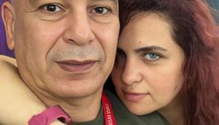 حسام حسن وزوجته