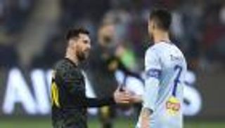 كلمات كريستيانو رونالدو.. هل تقنع ميسي بالانتقال للدوري السعودي؟
