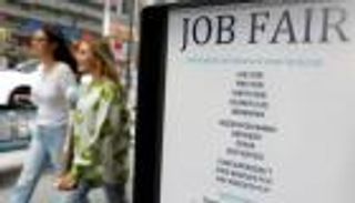 7.7 مليون وظيفة شاغرة في أمريكا.. الشركات تترقب مصير التعريفات