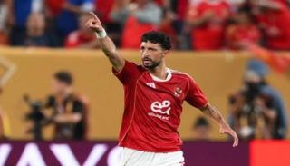 وسام أبوعلي لاعب الأهلي