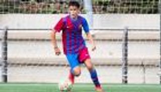 الصفقة الأولى.. الوحدة الإماراتي يضم لاعب برشلونة