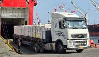 سفينة إماراتية لدعم غزة