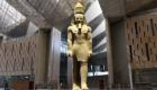 من أسوان إلى بهو المتحف الكبير .. رحلة أسطورية لتمثال رمسيس الثاني