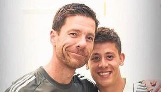 أردا غولر وتشابي ألونسو