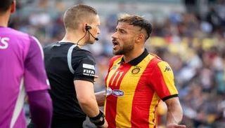 النجم الجزائري يوسف بلايلي