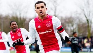 الموهبة المغربية عبدالله وزان