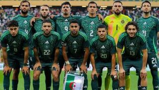 لاعبو منتخب الجزائر