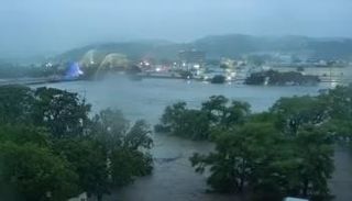 فيضانات تكساس