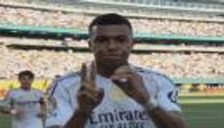 رغم هدفه المذهل.. مبابي يرفض الاحتفال تكريماً لجوتا