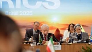 الرئيس البرازيلي لولا دا سيلفا خلال أعمال قمة بريكس 2025