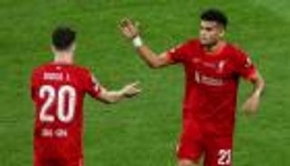 «انهمرت دموعي».. لويس دياز يرد على الانتقادات بسبب جوتا