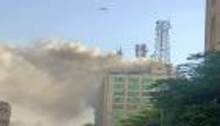 تفاصيل حريق سنترال رمسيس في مصر.. جهود مكثفة للسيطرة على النيران