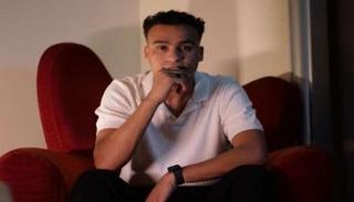 الشاعر مصطفى حدوتة