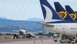 مطار بيرجامو الإيطالي 