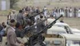 قتيلان بهجوم حوثي على سفينة بالبحر الأحمر.. التصعيد الأخطر منذ يونيو 2024