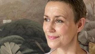 أول ظهور للفنانة الدنماركية ليزا لاك نيلسون