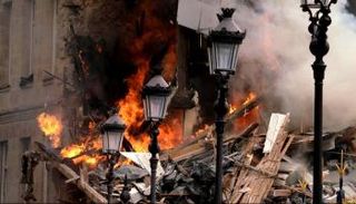 حريق في باريس- أرشيفية