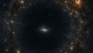 هل نعيش داخل ثقب عملاق؟ دراسة فلكية تقلب المفاهيم عن توسع الكون
